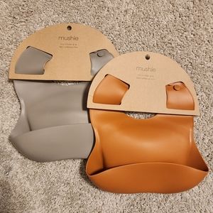 Mushie Silicon Bibs Bundle